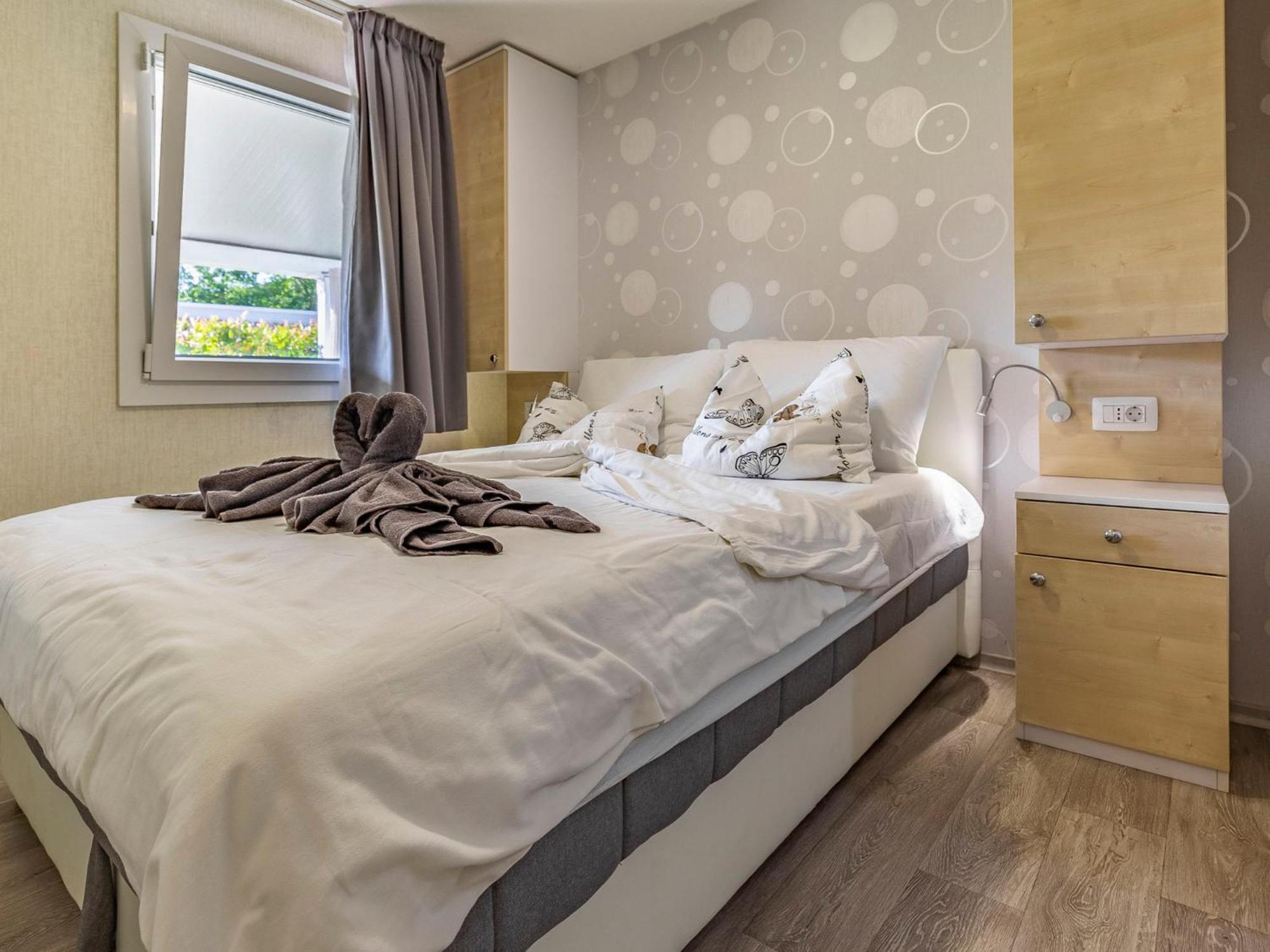 Luxury Premium-2 By Interhome
